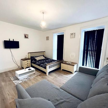 One Bedroom Close To Hyde Park #01 London Exterior foto