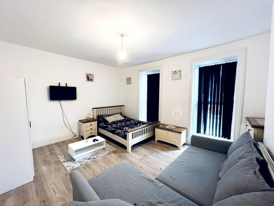One Bedroom Close To Hyde Park #01 London Exterior foto
